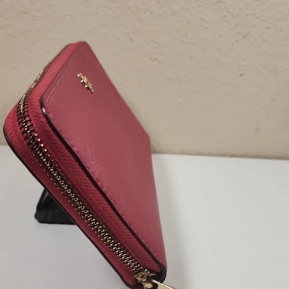 Tory Burch Rose Women's Zippy Wallet - Picture 5 of 10